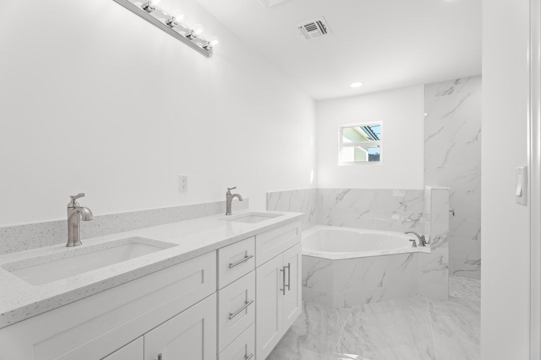 For Sale: $485,000 (4 beds, 2 baths, 1800 Square Feet)