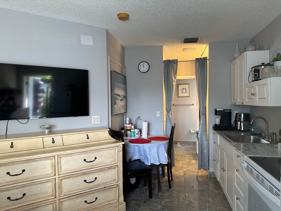 En Venta: $925,000 (0 camas, 0 baños, 2492 Pies cuadrados)