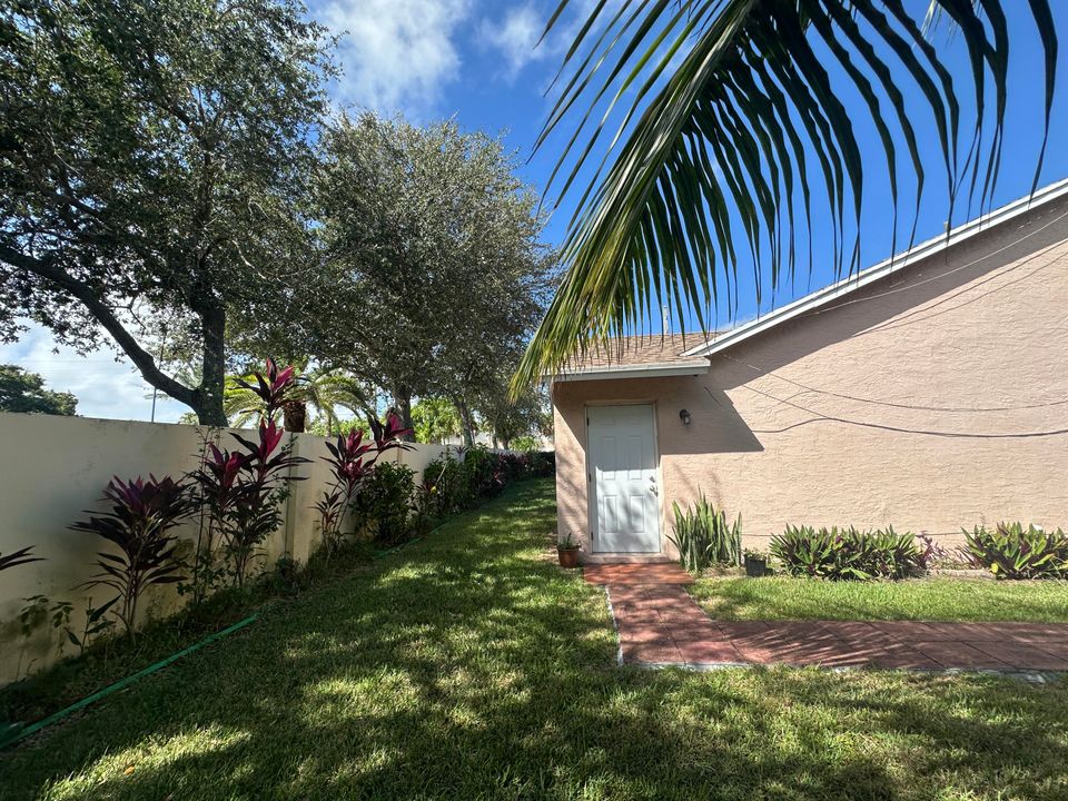 En Venta: $925,000 (0 camas, 0 baños, 2492 Pies cuadrados)