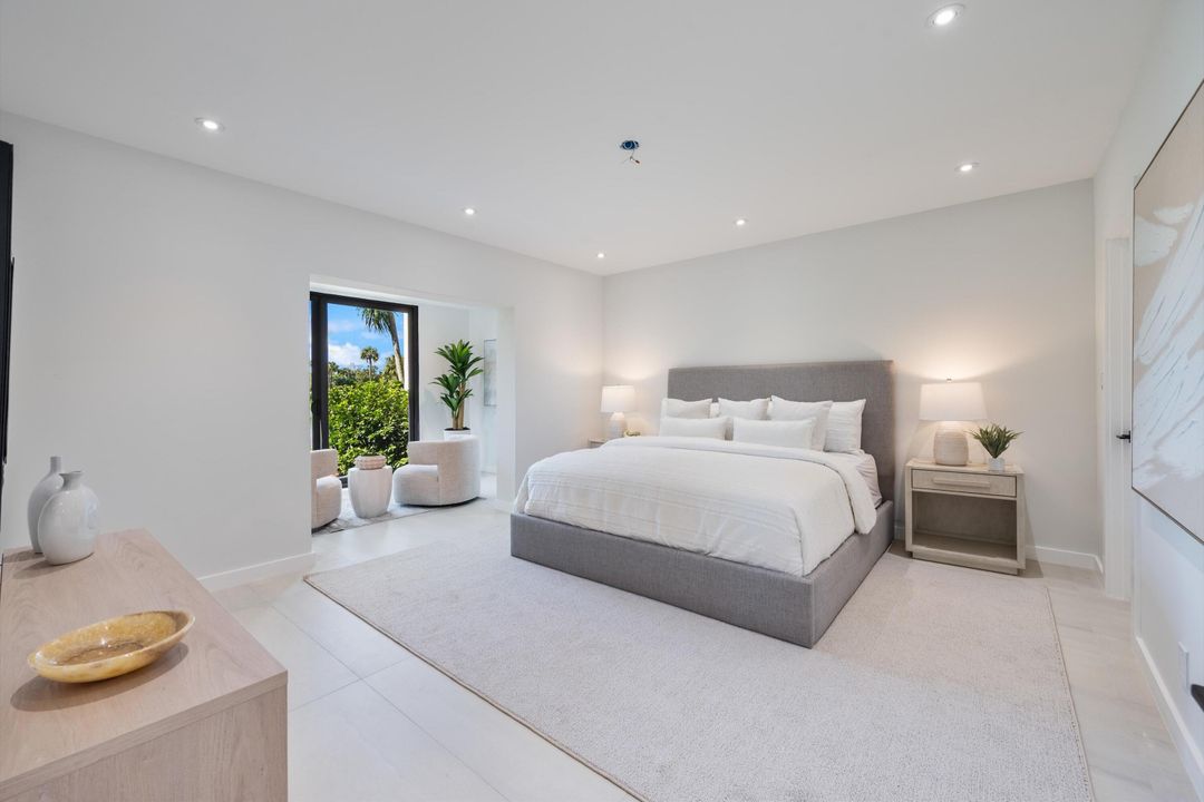 For Sale: $915,000 (3 beds, 2 baths, 1864 Square Feet)