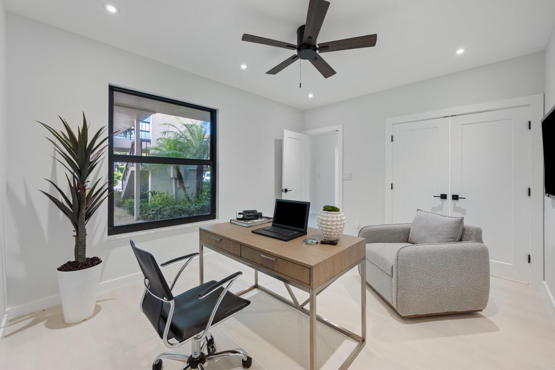 For Sale: $915,000 (3 beds, 2 baths, 1864 Square Feet)