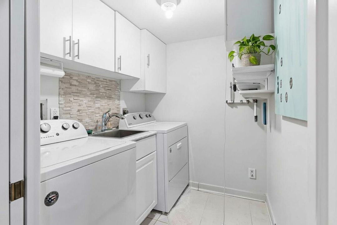 For Sale: $1,395,000 (2 beds, 2 baths, 1714 Square Feet)