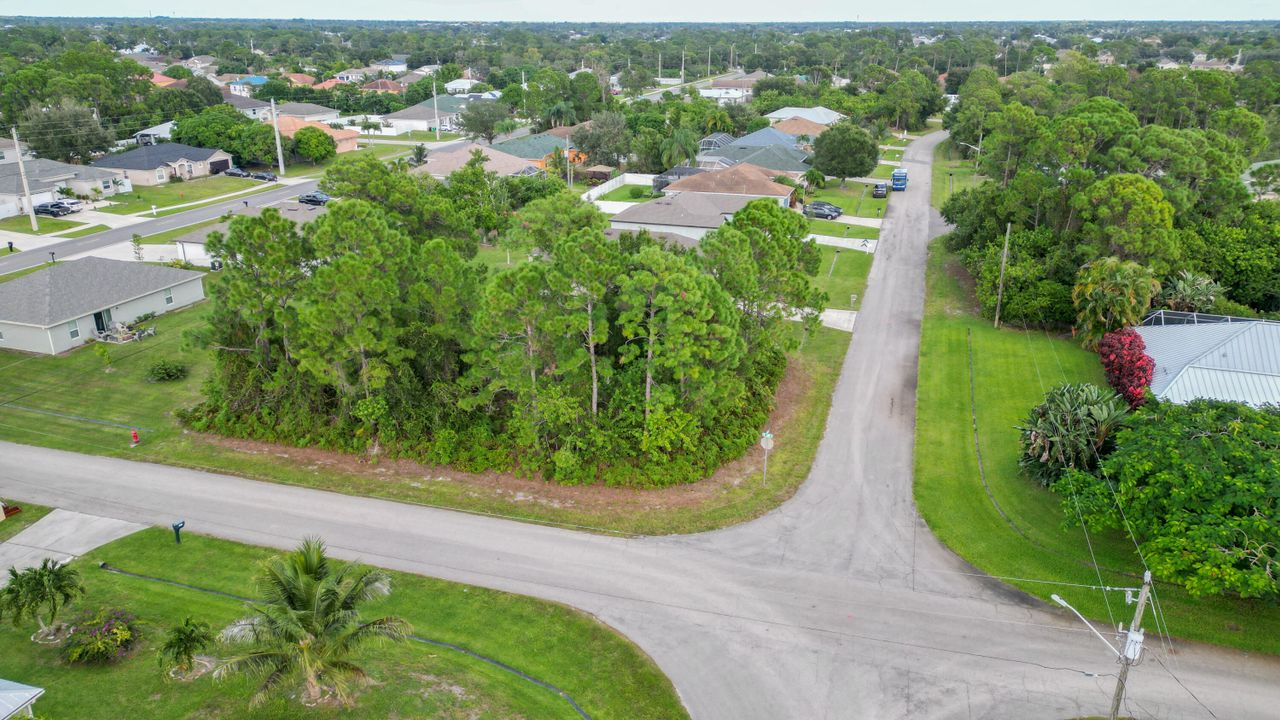 На продажу: $159,000 (0 спален, 0 ванн, 0 Квадратных фут)