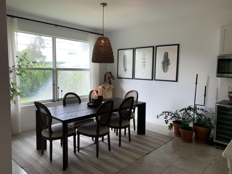 For Sale: $445,000 (4 beds, 3 baths, 2120 Square Feet)