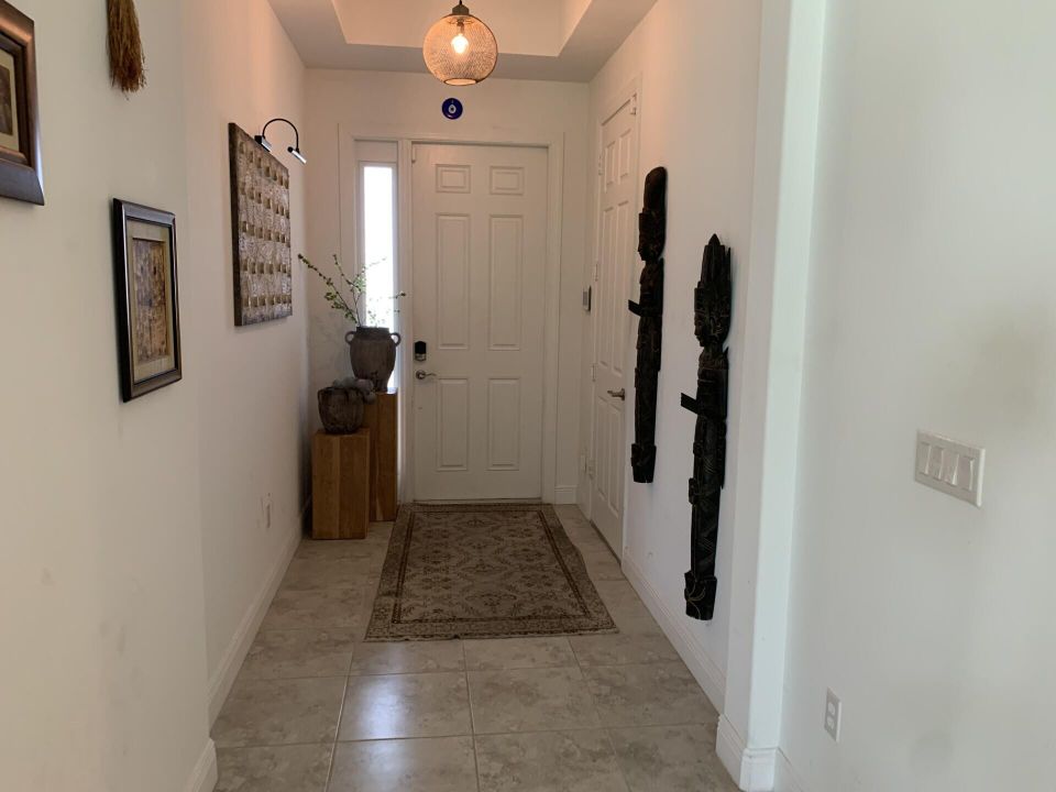 For Sale: $445,000 (4 beds, 3 baths, 2120 Square Feet)