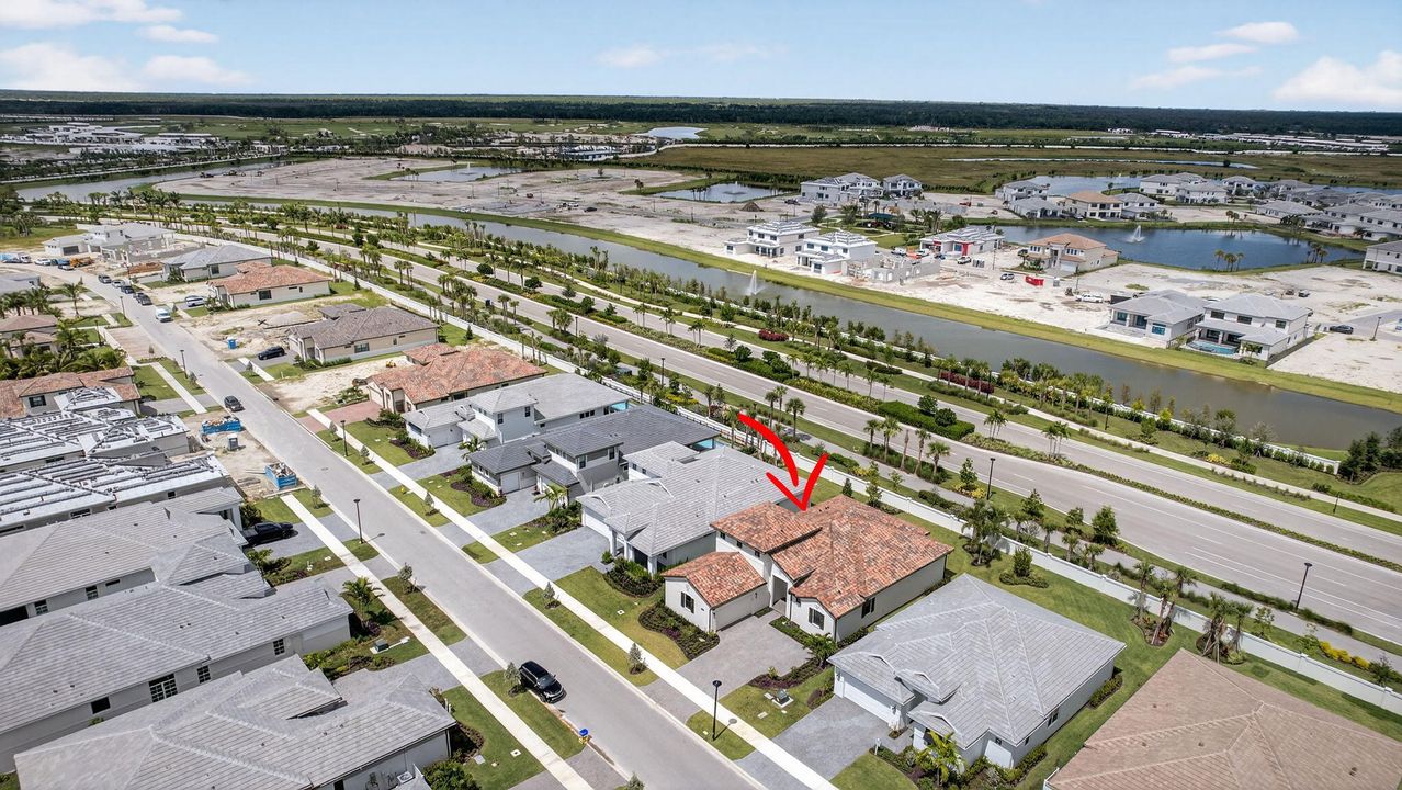 For Rent: $5,500 (5 beds, 4 baths, 3204 Square Feet)