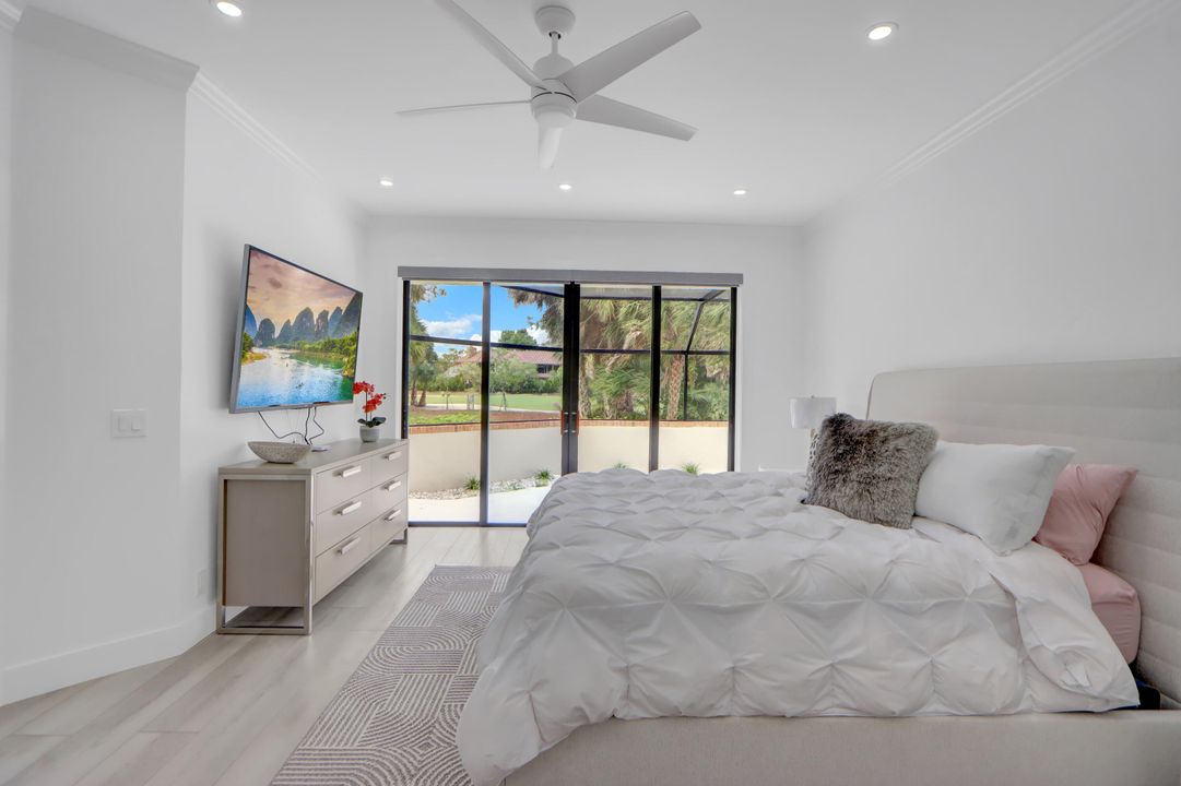 For Sale: $1,050,000 (3 beds, 2 baths, 2003 Square Feet)