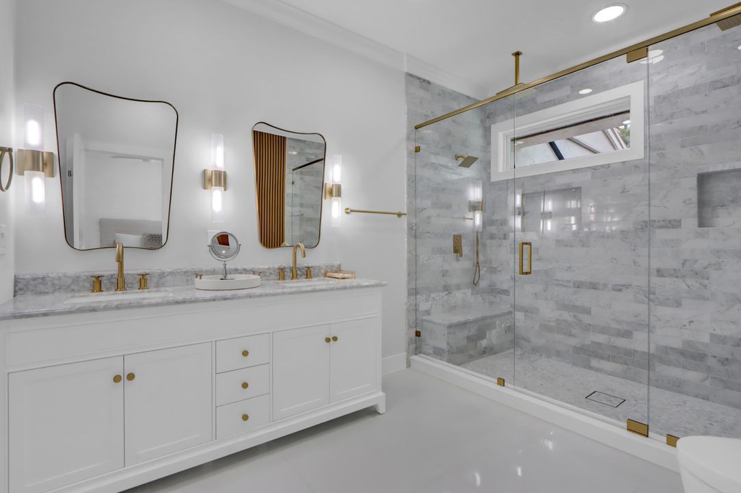 For Sale: $1,050,000 (3 beds, 2 baths, 2003 Square Feet)