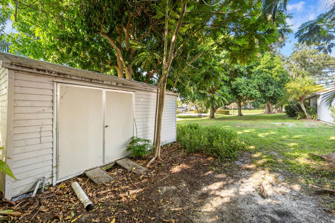 Под контрактом: $510,000 (3 спален, 2 ванн, 2044 Квадратных фут)