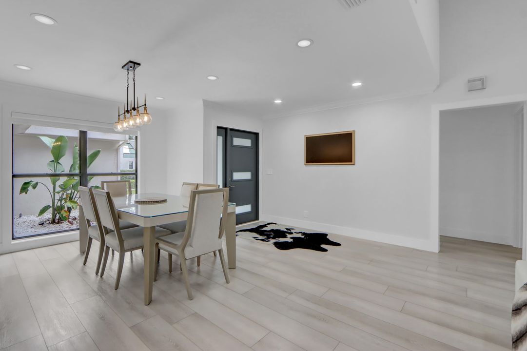 For Sale: $1,050,000 (3 beds, 2 baths, 2003 Square Feet)