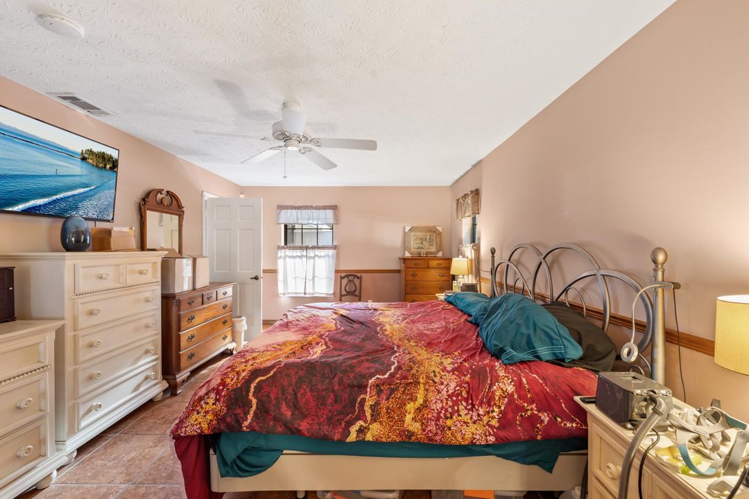 Под контрактом: $510,000 (3 спален, 2 ванн, 2044 Квадратных фут)