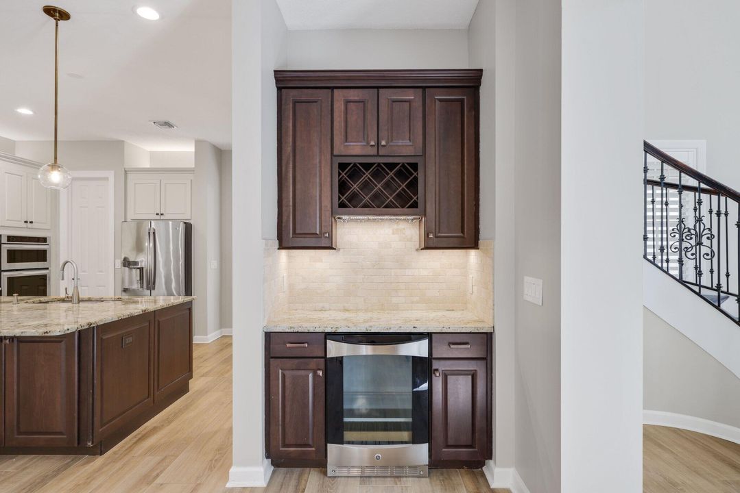 For Sale: $2,095,000 (4 beds, 3 baths, 2857 Square Feet)