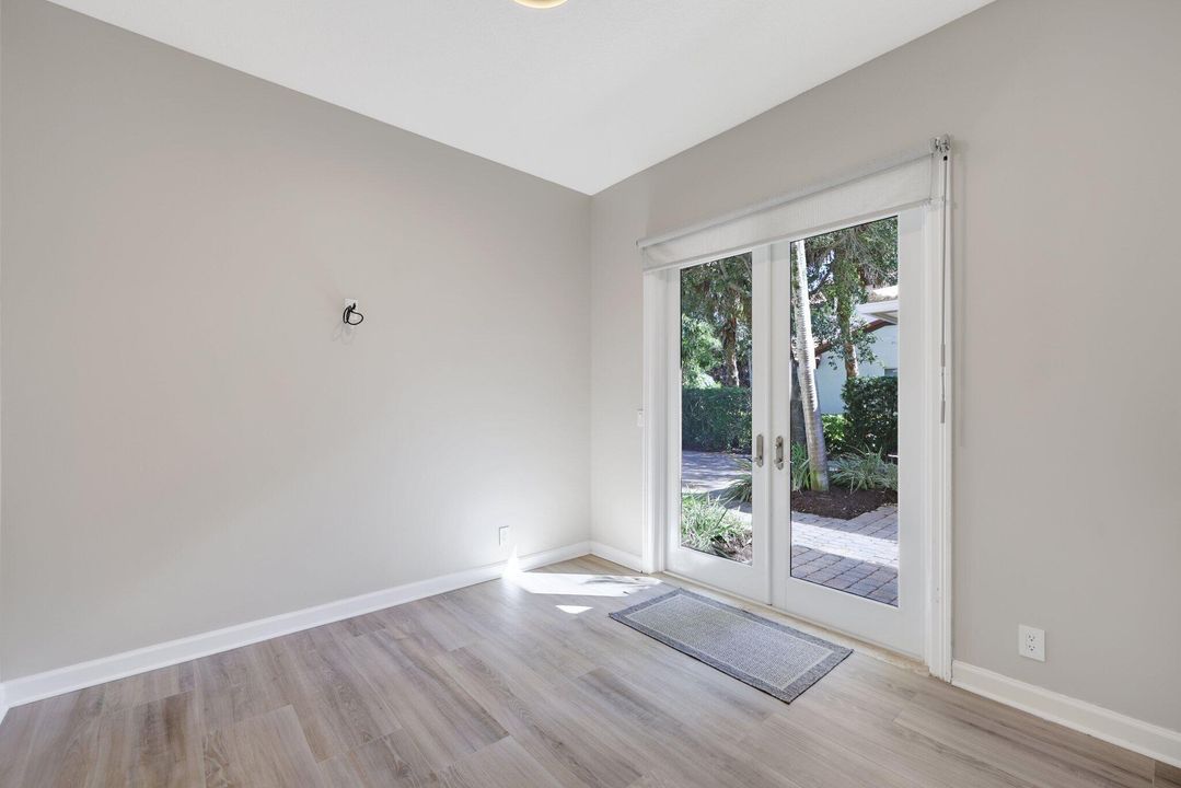 For Sale: $2,095,000 (4 beds, 3 baths, 2857 Square Feet)