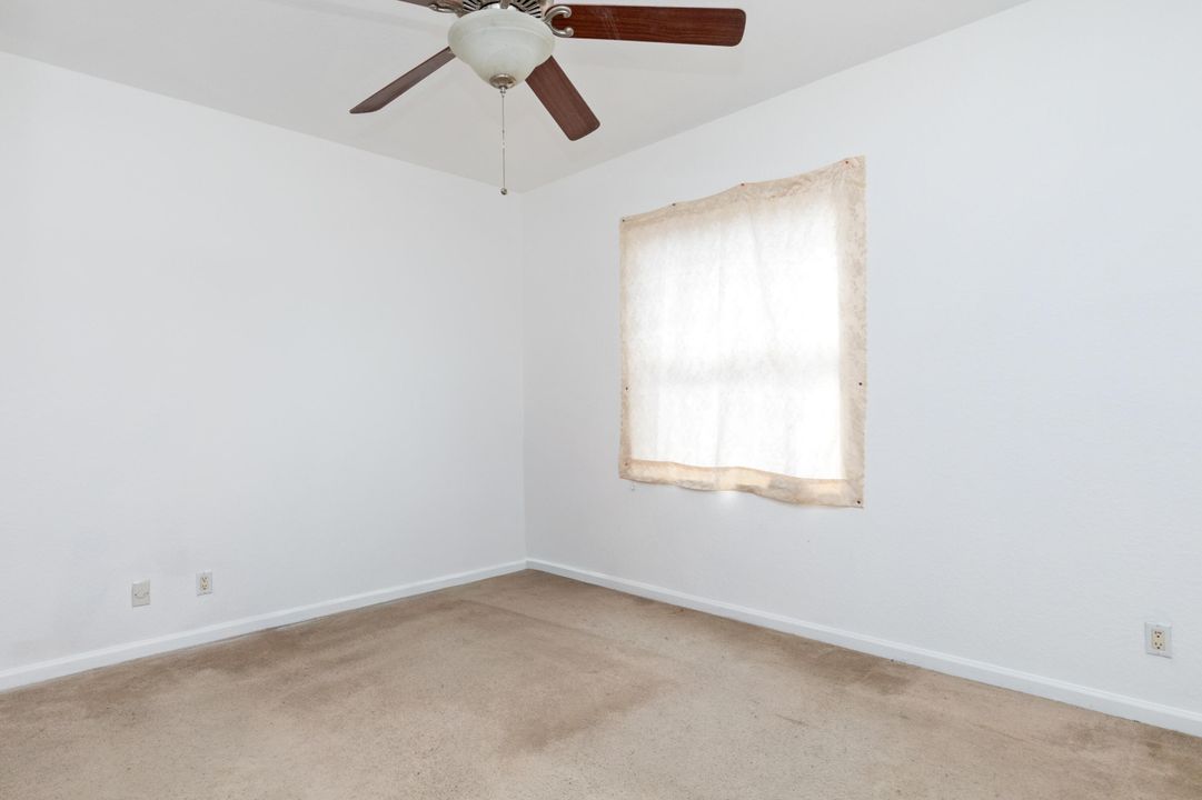 待售: $580,000 (4 贝兹, 2 浴室, 2810 平方英尺)