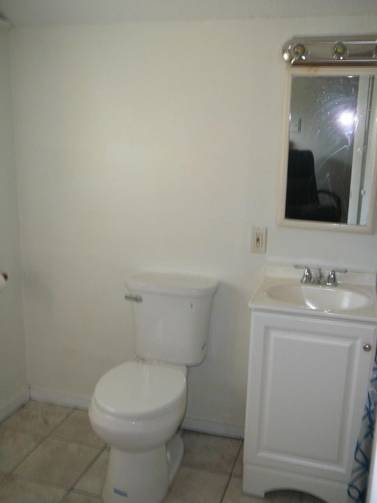 合同活跃: $389,000 (3 贝兹, 2 浴室, 1336 平方英尺)