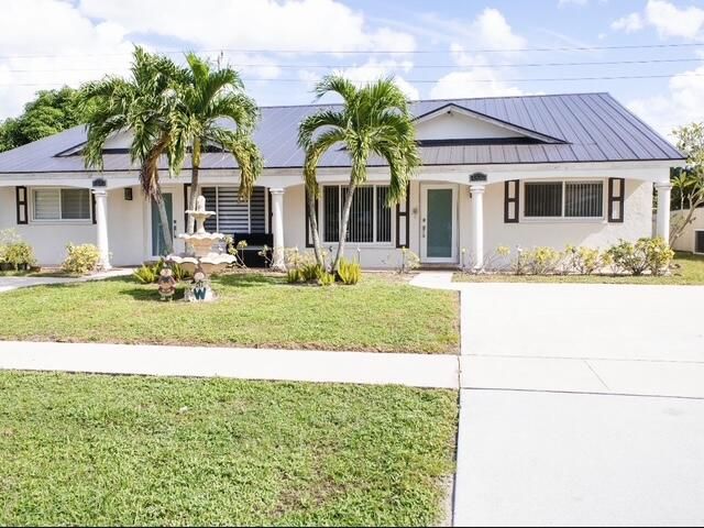 最近租的: $5,500 (3 贝兹, 2 浴室, 1490 平方英尺)