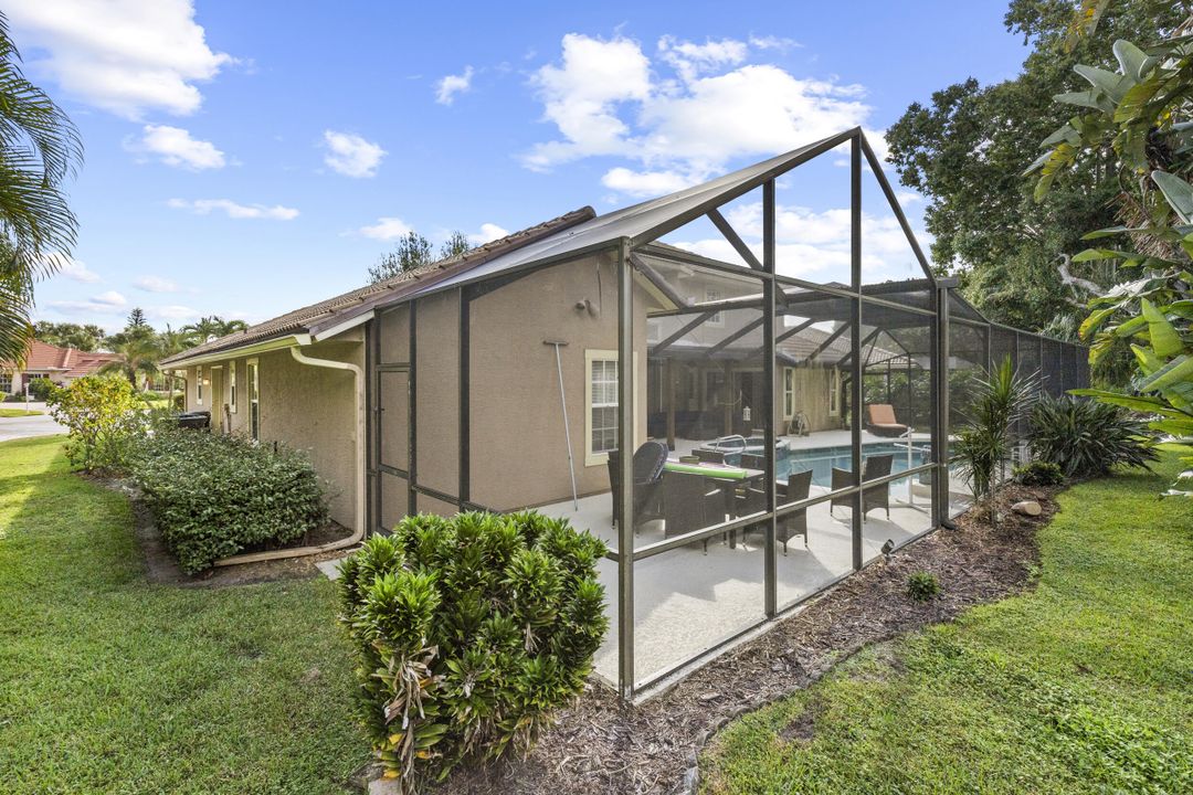 For Sale: $720,000 (4 beds, 3 baths, 2501 Square Feet)