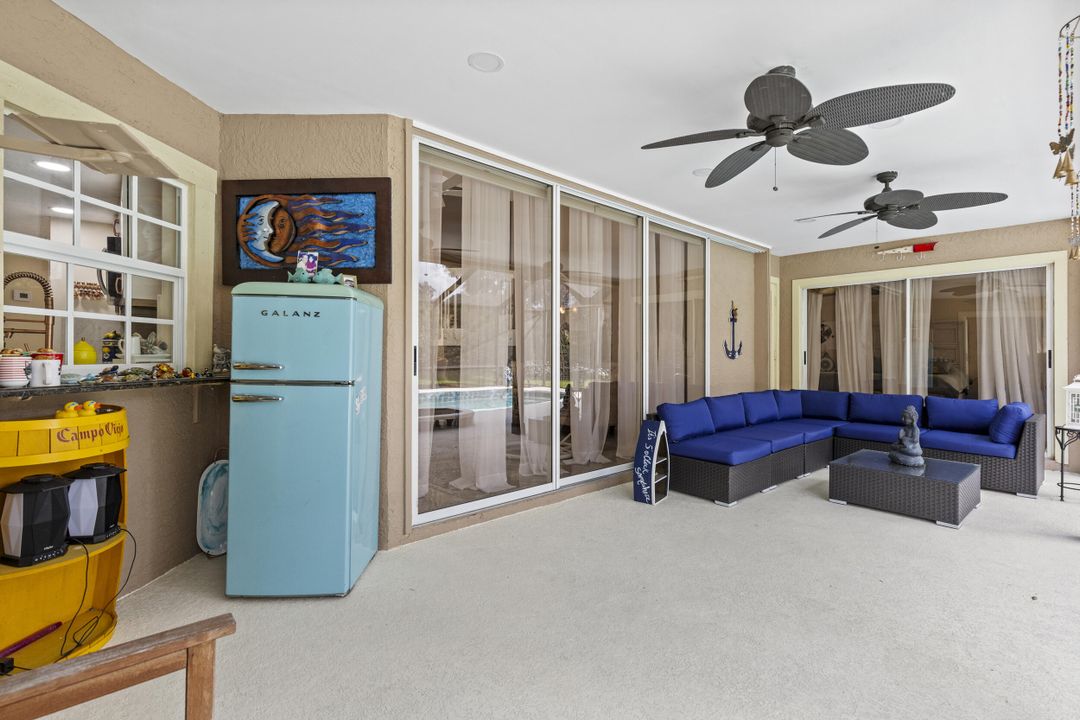 For Sale: $720,000 (4 beds, 3 baths, 2501 Square Feet)