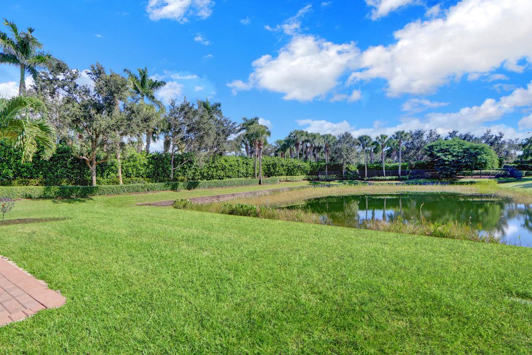 Active With Contract: $650,000 (3 beds, 2 baths, 1490 Square Feet)