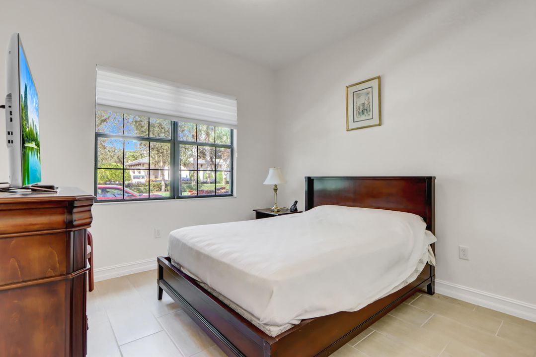 Active With Contract: $650,000 (3 beds, 2 baths, 1490 Square Feet)