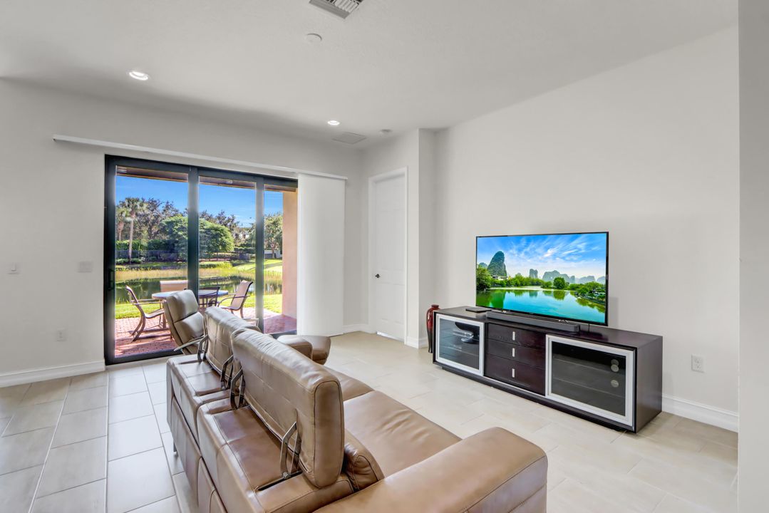 Active With Contract: $650,000 (3 beds, 2 baths, 1490 Square Feet)