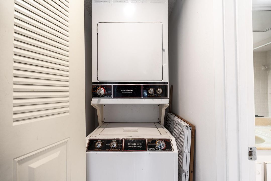 Activo con contrato: $199,900 (2 camas, 2 baños, 1192 Pies cuadrados)