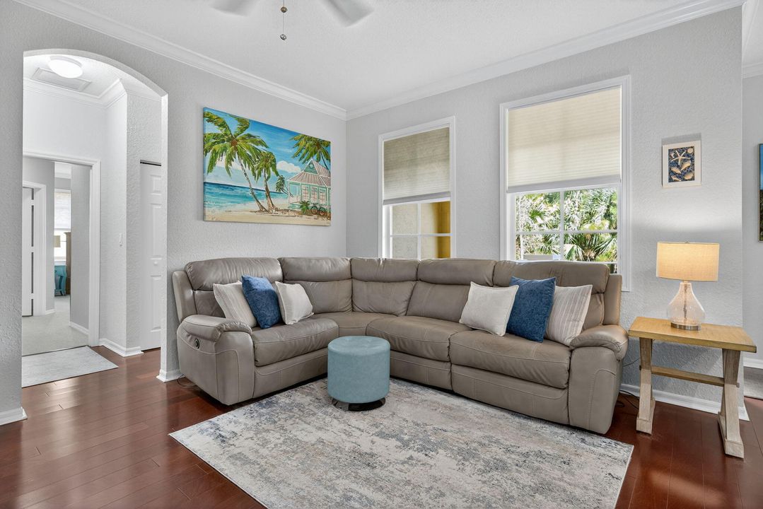 For Sale: $430,000 (2 beds, 2 baths, 1545 Square Feet)