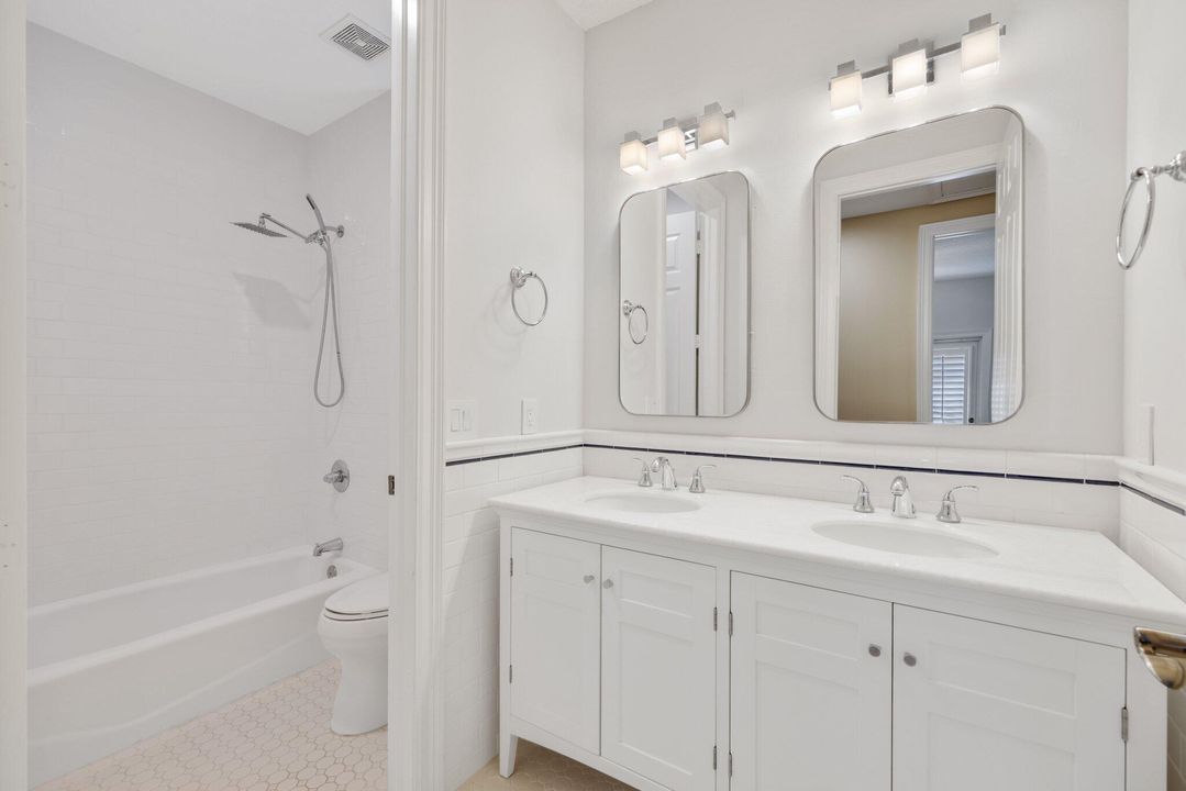 For Sale: $2,095,000 (4 beds, 3 baths, 2857 Square Feet)