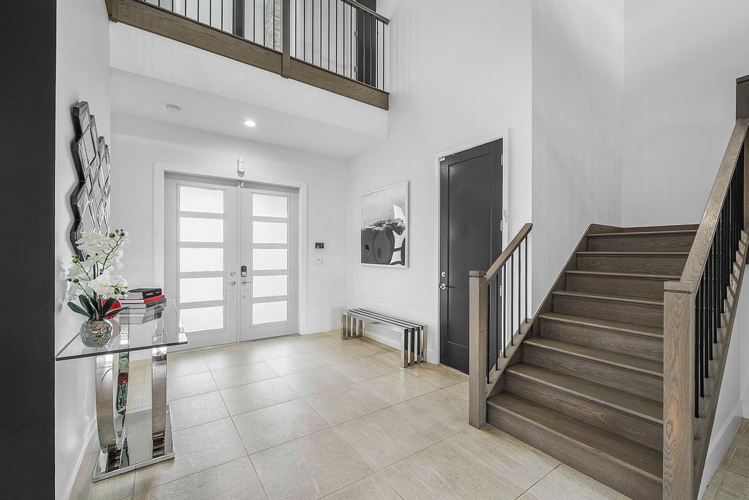 待售: $2,750,000 (5 贝兹, 5 浴室, 5330 平方英尺)