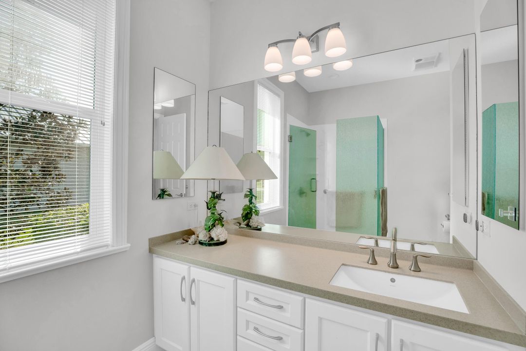 待售: $665,000 (3 贝兹, 2 浴室, 2195 平方英尺)