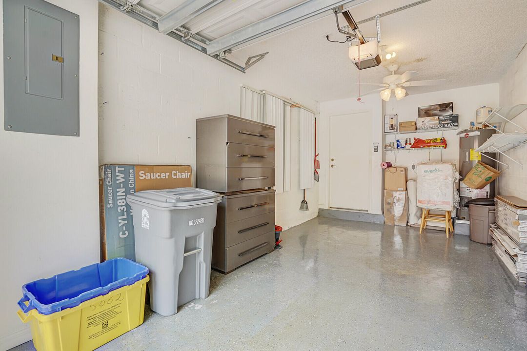 出租: $3,200 (2 贝兹, 2 浴室, 1286 平方英尺)