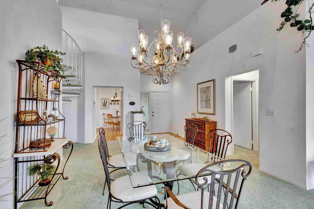 For Sale: $1,200,000 (3 beds, 3 baths, 1897 Square Feet)