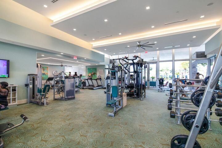 Activo con contrato: $2,300 (1 camas, 1 baños, 774 Pies cuadrados)