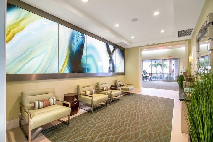 Activo con contrato: $2,300 (1 camas, 1 baños, 774 Pies cuadrados)