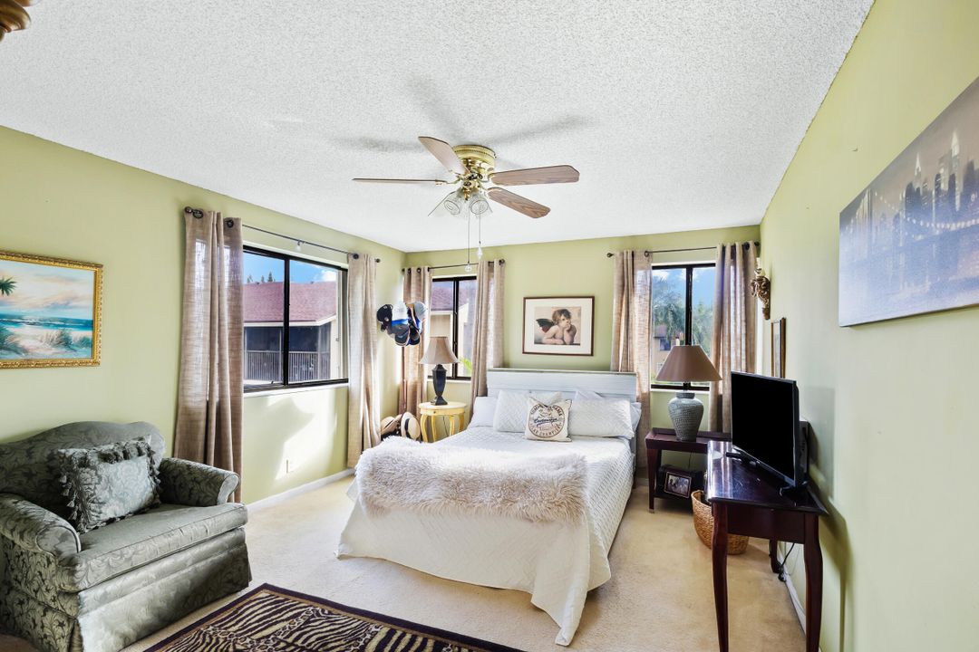 For Sale: $250,000 (2 beds, 2 baths, 1150 Square Feet)