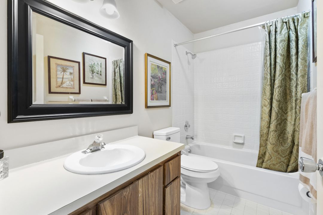 For Sale: $250,000 (2 beds, 2 baths, 1150 Square Feet)