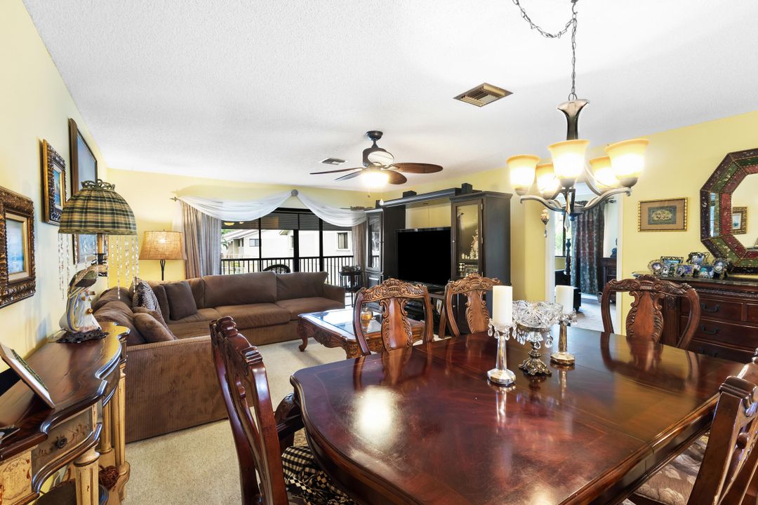 For Sale: $250,000 (2 beds, 2 baths, 1150 Square Feet)