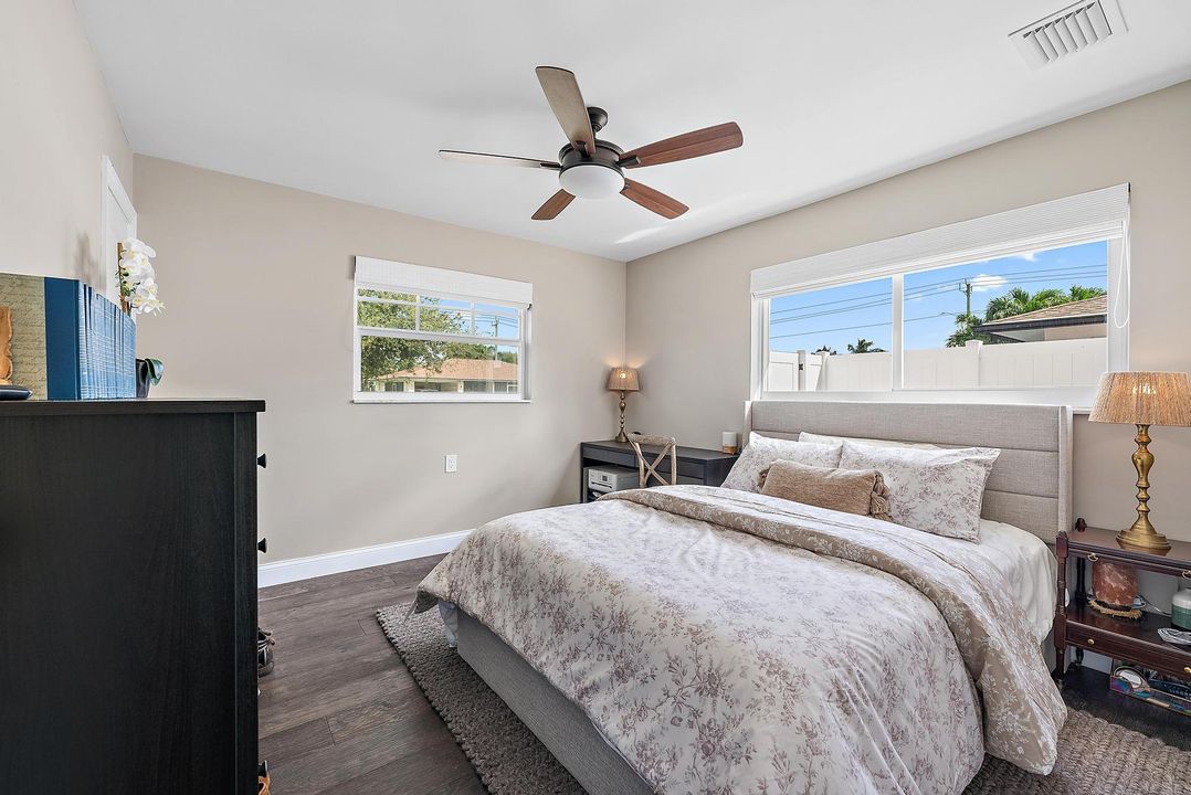 For Rent: $11,500 (3 beds, 2 baths, 1564 Square Feet)