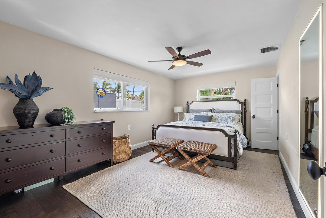 For Rent: $11,500 (3 beds, 2 baths, 1564 Square Feet)