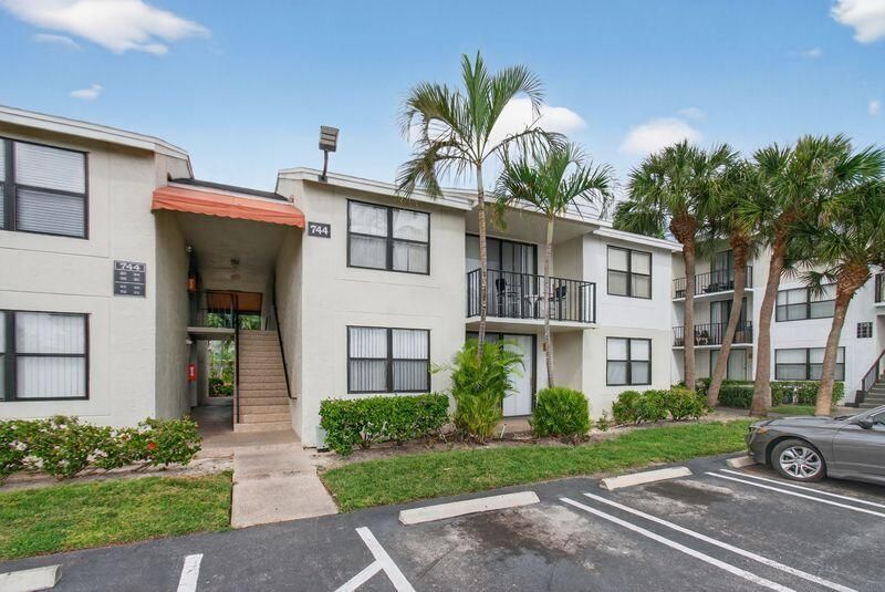 For Rent: $1,795 (2 beds, 2 baths, 728 Square Feet)