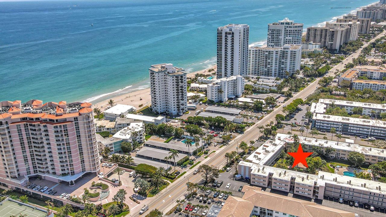 For Sale: $369,000 (2 beds, 1 baths, 860 Square Feet)