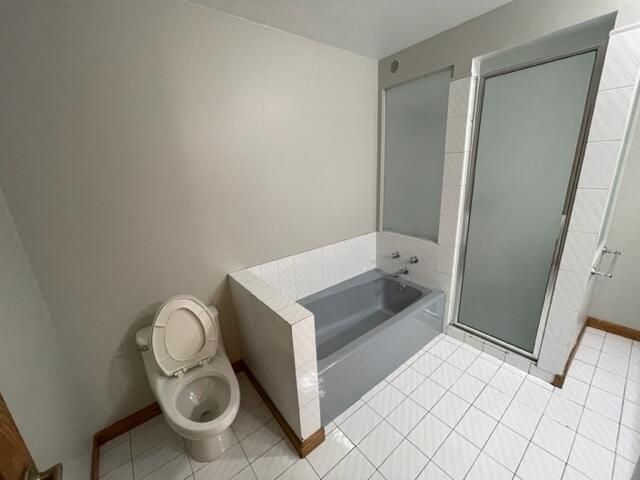 Active With Contract: $3,299 (4 beds, 2 baths, 2537 Square Feet)