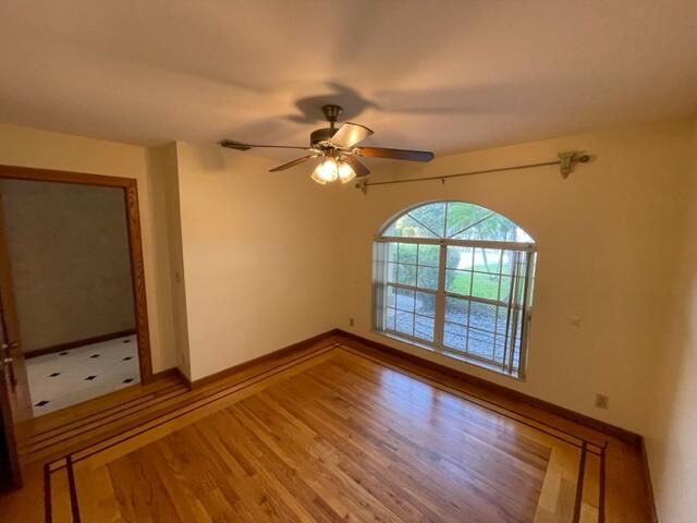 Active With Contract: $3,299 (4 beds, 2 baths, 2537 Square Feet)