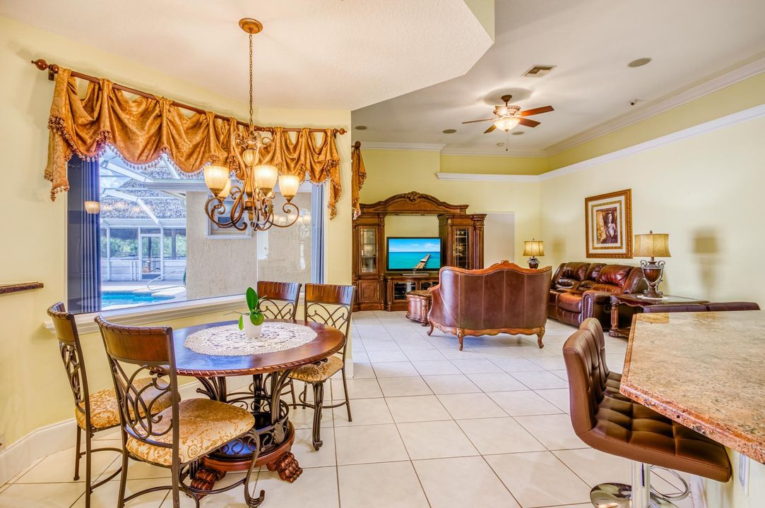 For Sale: $890,000 (6 beds, 4 baths, 3347 Square Feet)