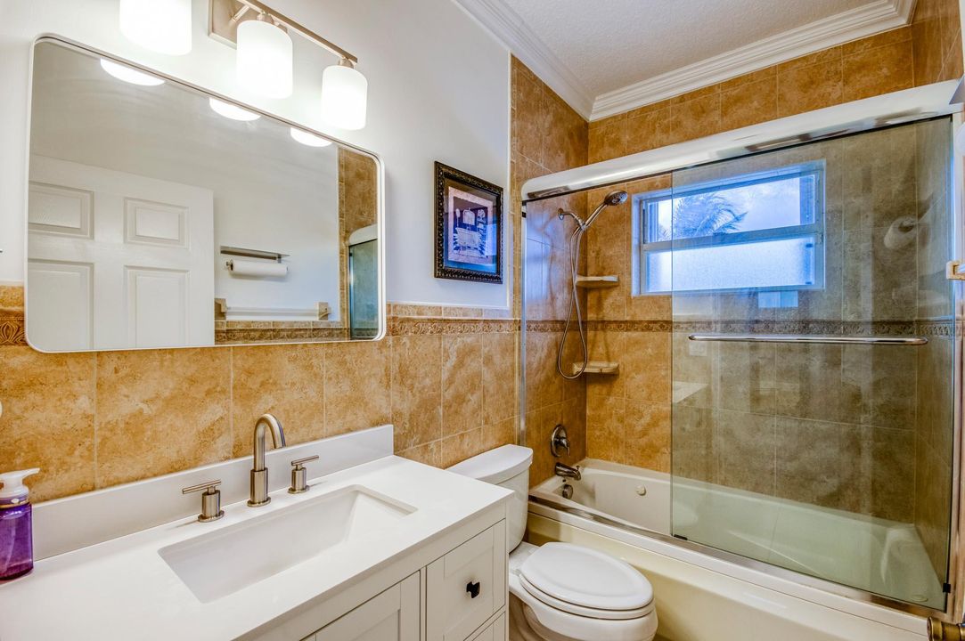 For Sale: $890,000 (6 beds, 4 baths, 3347 Square Feet)