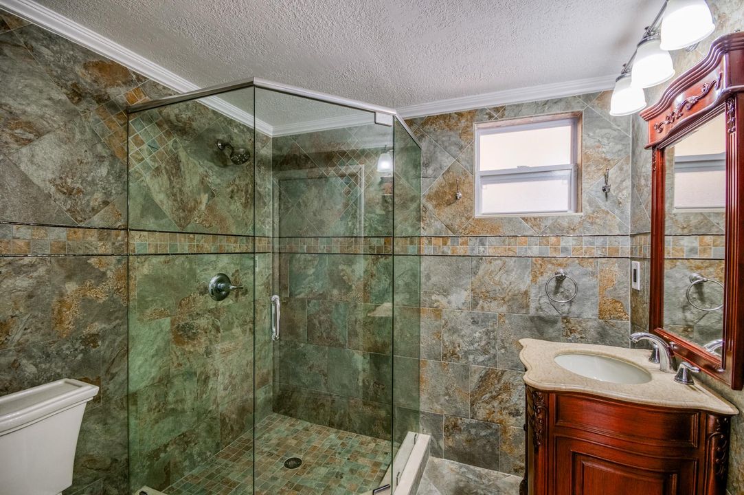 For Sale: $890,000 (6 beds, 4 baths, 3347 Square Feet)