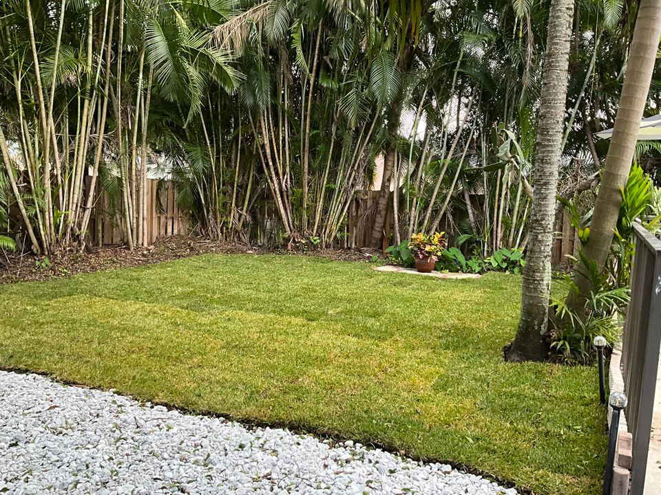 Active With Contract: $3,299 (4 beds, 2 baths, 2537 Square Feet)