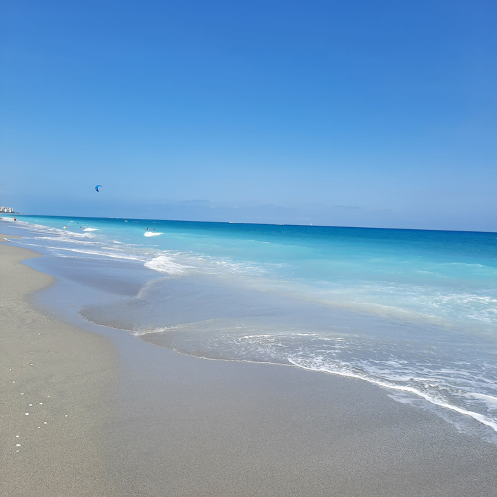 For Sale: $1,200,000 (3 beds, 3 baths, 1897 Square Feet)