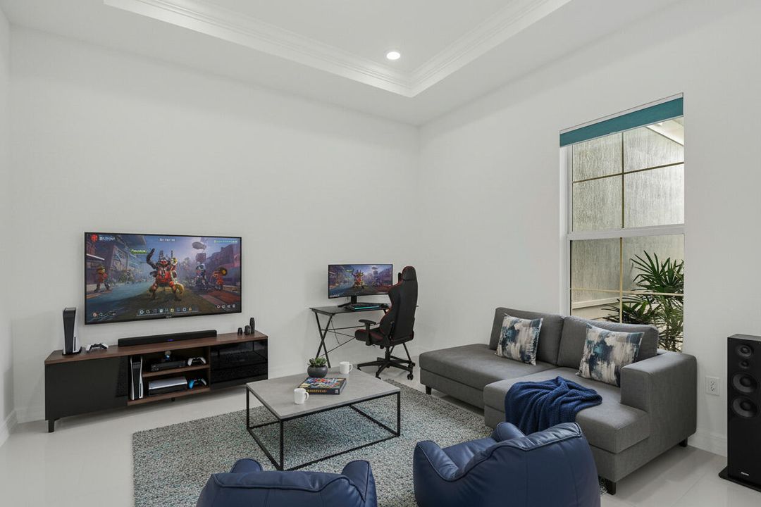 For Sale: $1,118,000 (3 beds, 4 baths, 2584 Square Feet)