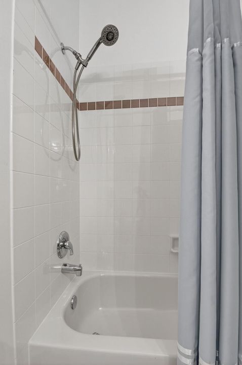 For Sale: $429,000 (2 beds, 2 baths, 1526 Square Feet)